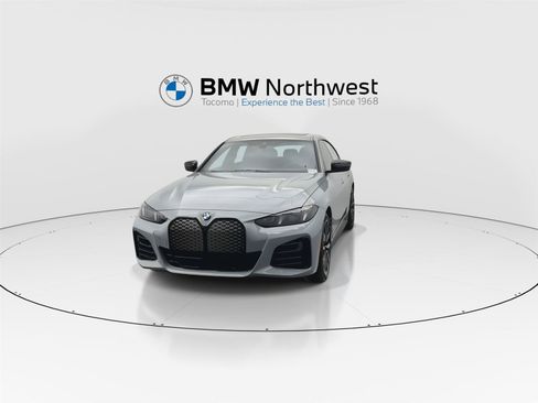 Used 2026 BMW i4 xDrive40i w/ M Sport Package AWD/4WD image 8