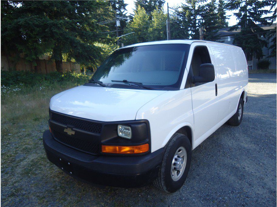 Used 2016 Chevrolet Express 2500 RWD image 1