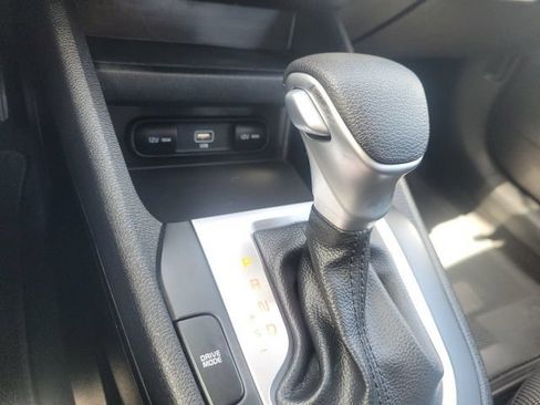 Certified 2023 Kia Forte LXS w/ LXS Technology Package FWD image 24