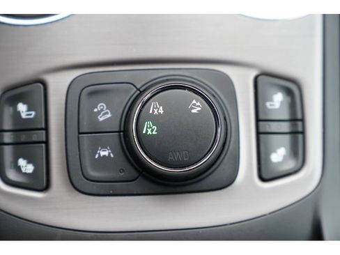 Used 2023 GMC Terrain AT4 image 22