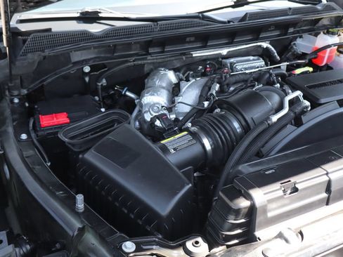 Used 2022 GMC Sierra 2500 AT4 w/ AT4 Premium Plus Package AWD/4WD image 14