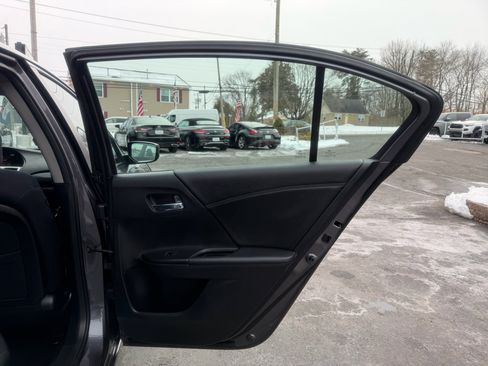 Used 2014 Honda Accord Sport image 21