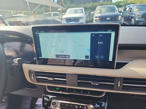 New 2026 Lincoln Corsair Premiere image 29