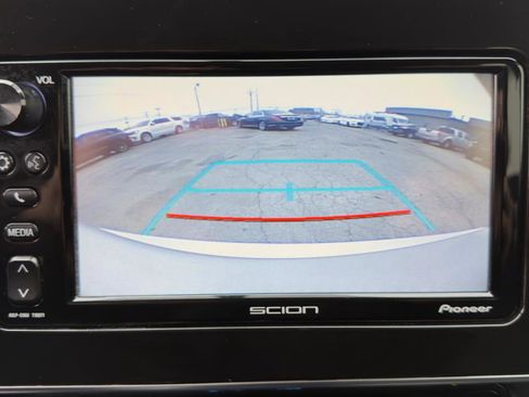 Used 2016 Scion iM 5dr HB Man (Natl) image 29