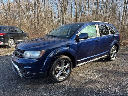 Used 2017 Dodge Journey Crossroad w/ Popular Equipment Group image 3