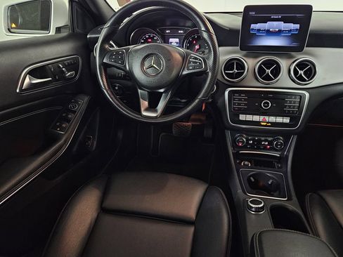Used 2019 Mercedes-Benz GLA 250 4MATIC image 8