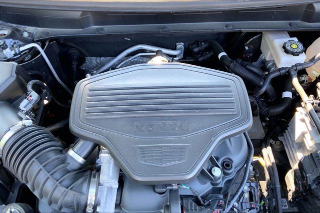 Used 2025 Cadillac XT5 Premium Luxury AWD/4WD image 32