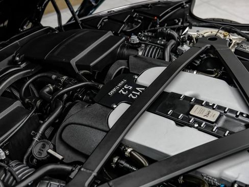 Used 2020 Aston Martin DB11 AMR RWD image 70