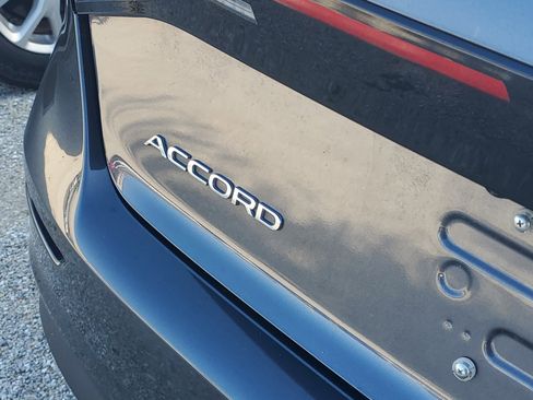 Used 2023 Honda Accord EX image 9