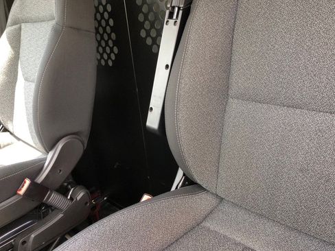 Used 2025 RAM ProMaster 2500 w/ U-Haul Equipment Group FWD image 18