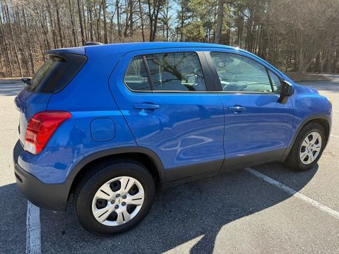 Used 2015 Chevrolet Trax LS FWD image 5