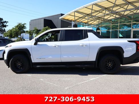 Used 2024 Chevrolet Silverado EV W/T image 4