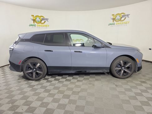 Certified 2024 BMW iX xDrive50 w/ Premium Package AWD/4WD image 4