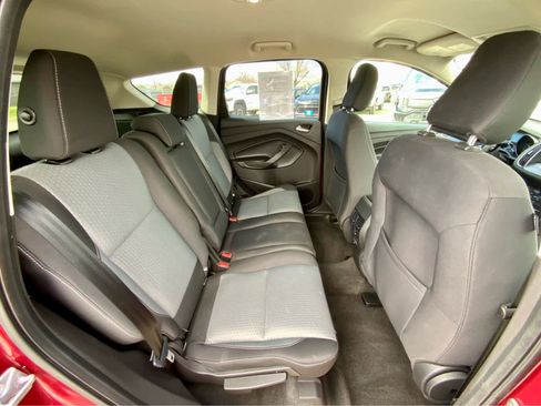 Used 2018 Ford Escape SE w/ SE Sync 3 Package AWD/4WD image 23
