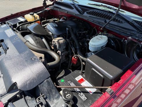 Used 2004 Chevrolet Silverado 1500 LS AWD/4WD image 34