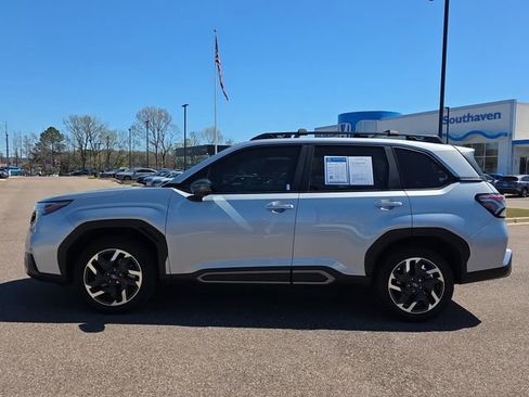 Used 2025 Subaru Forester Limited w/ Popular Package #2 image 6