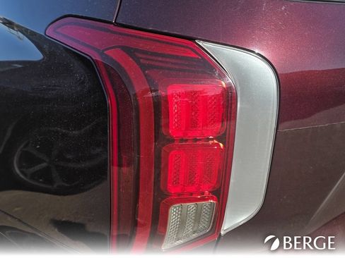 Used 2022 Hyundai Palisade Calligraphy w/ Cargo Package FWD image 10