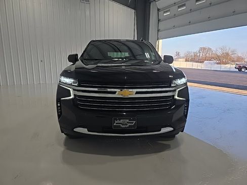 Used 2024 Chevrolet Suburban LT image 11