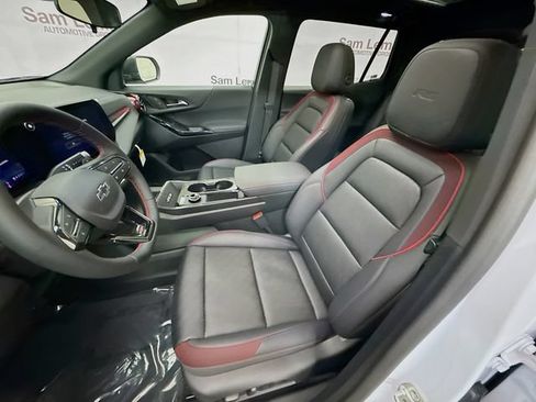 New 2026 Chevrolet Equinox RS w/ Convenience Package III FWD image 23