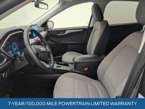 Used 2022 Ford Escape SE w/ Convenience Package FWD image 4