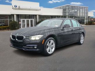 Used 2017 BMW 330i xDrive Sedan video 1