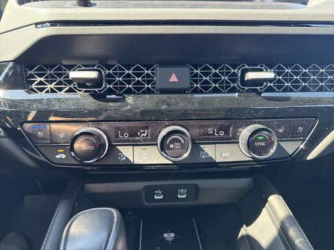 Used 2024 Honda Accord Touring image 19