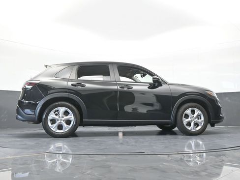 Used 2025 Honda HR-V LX image 61