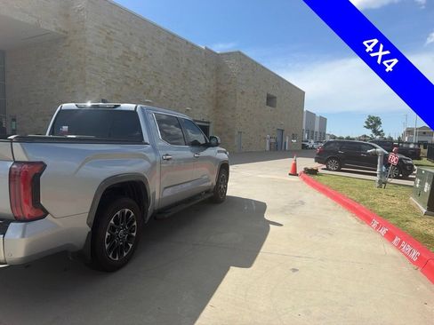 Used 2024 Toyota Tundra Limited AWD/4WD image 8