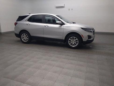 Used 2022 Chevrolet Equinox LT AWD/4WD image 11
