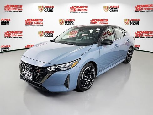 Certified 2024 Nissan Sentra SR w/ SR Premium Package FWD image 14