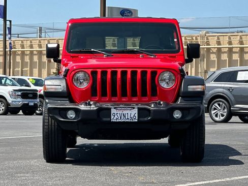 Used 2018 Jeep Wrangler Unlimited Sport S AWD/4WD image 11