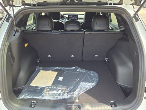 New 2026 Jeep Compass Limited AWD/4WD image 13