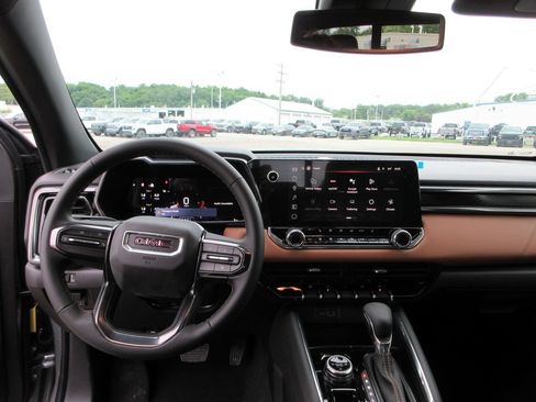 New 2026 GMC Canyon AT4 w/ Nightfall Essentials Package AWD/4WD image 14