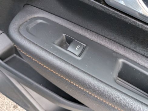 Used 2021 GMC Terrain SLE w/ Driver Convenience Package image 28