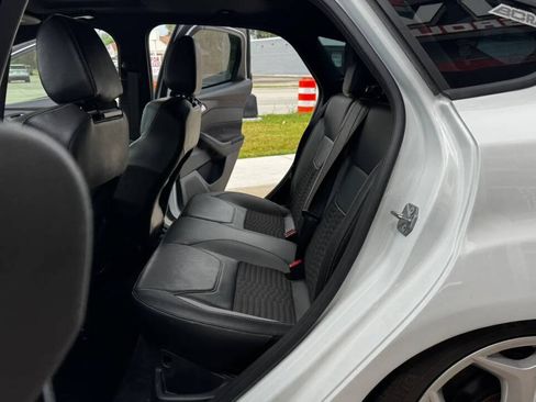 Used 2018 Ford Focus ST w/ Equipment Group 401A FWD image 21