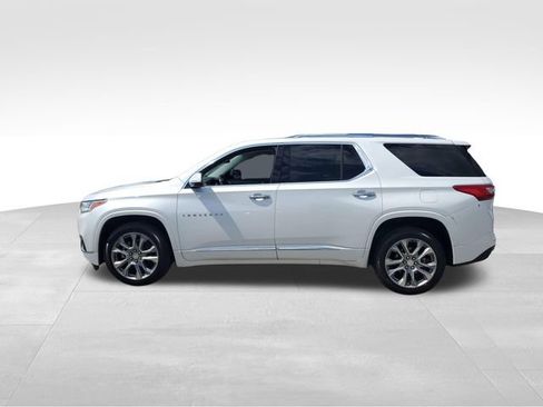 Used 2019 Chevrolet Traverse Premier AWD/4WD image 7