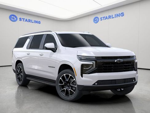 Used 2025 Chevrolet Suburban RST w/ Comfort Package AWD/4WD image 7