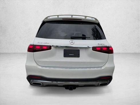 Used 2024 Mercedes-Benz GLS 450 4MATIC image 3