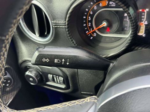 Used 2019 Jeep Wrangler Unlimited Sahara AWD/4WD image 26