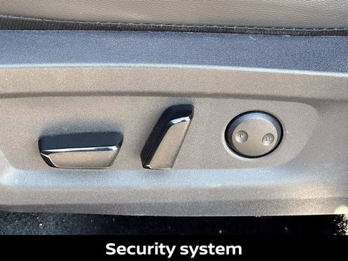 Certified 2025 Nissan Murano SL image 23