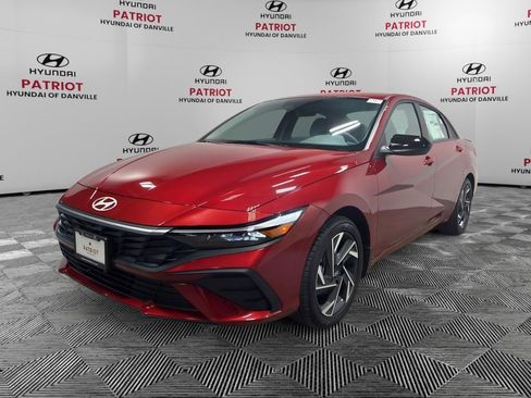 New 2025 Hyundai Elantra Sport image 2