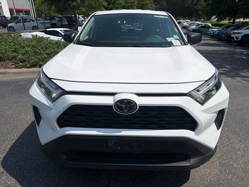 Used 2025 Toyota RAV4 LE AWD/4WD image 3