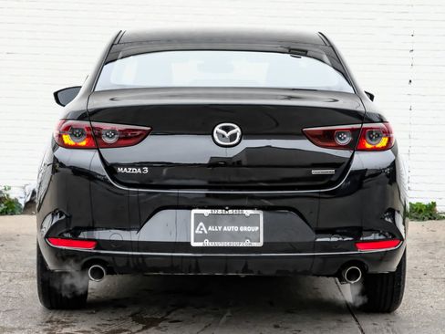 Used 2021 MAZDA MAZDA3 s image 9