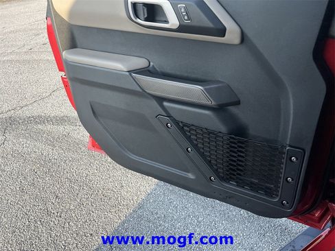 Used 2021 Ford Bronco Wildtrak image 19