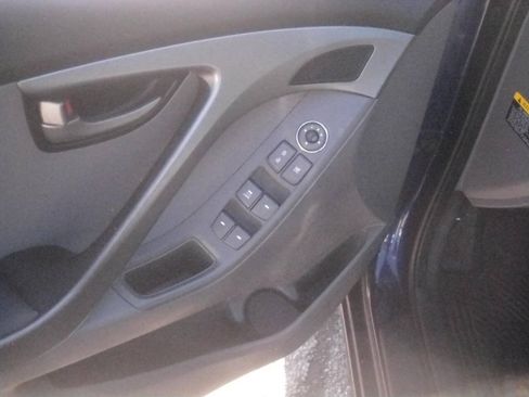 Used 2013 Hyundai Elantra GLS FWD image 14