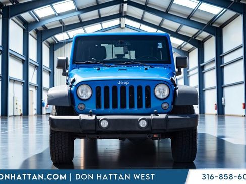 Used 2015 Jeep Wrangler Unlimited Rubicon AWD/4WD image 22