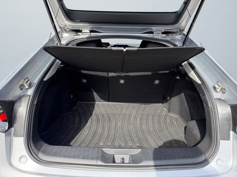 Used 2023 Toyota Prius LE image 16