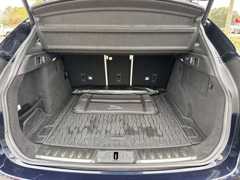 Used 2020 Jaguar F-PACE Prestige image 12
