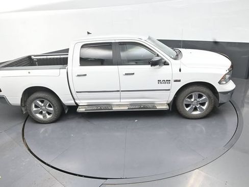 Used 2017 RAM 1500 Big Horn AWD/4WD image 30