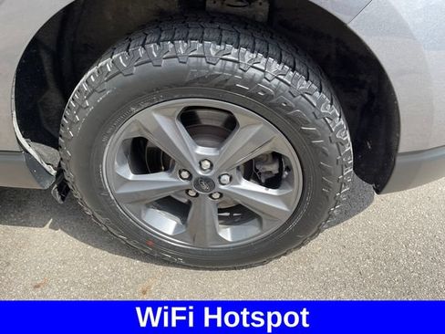 Used 2024 Ford Edge SEL w/ Sport Appearance Package AWD/4WD image 41